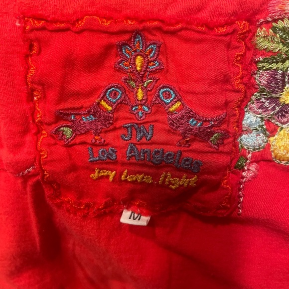 Johnny Was cotton t-shirt sz M gorgeous embroidery - Picture 3 of 3